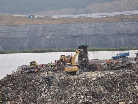 解決垃圾填埋場臭味難題，微生物除臭劑助您呼吸新鮮空氣